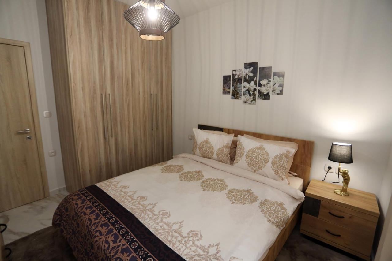 La Larissa Luxury Apartments Trekke Ngoại thất bức ảnh
